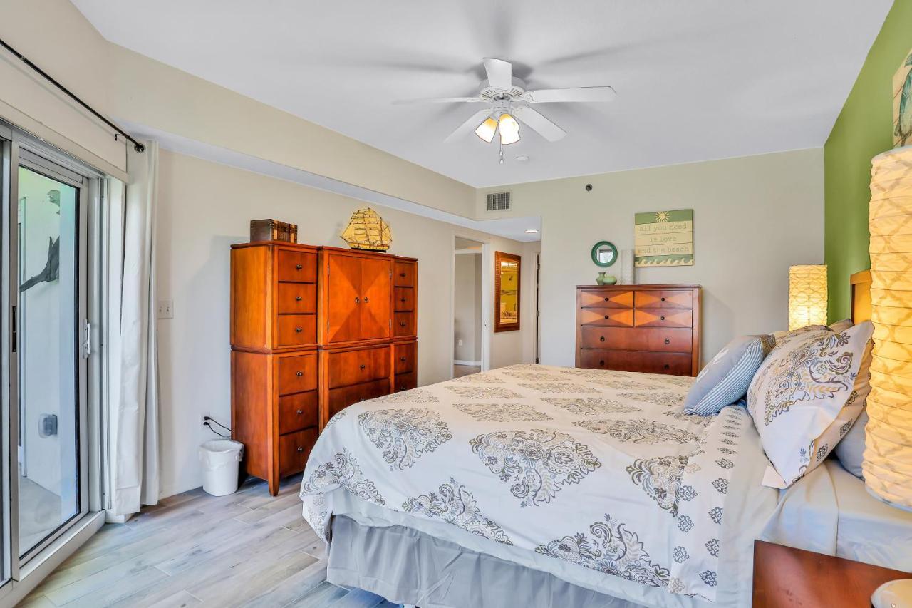 Oceanwalk Condos Bethune Beach Екстериор снимка