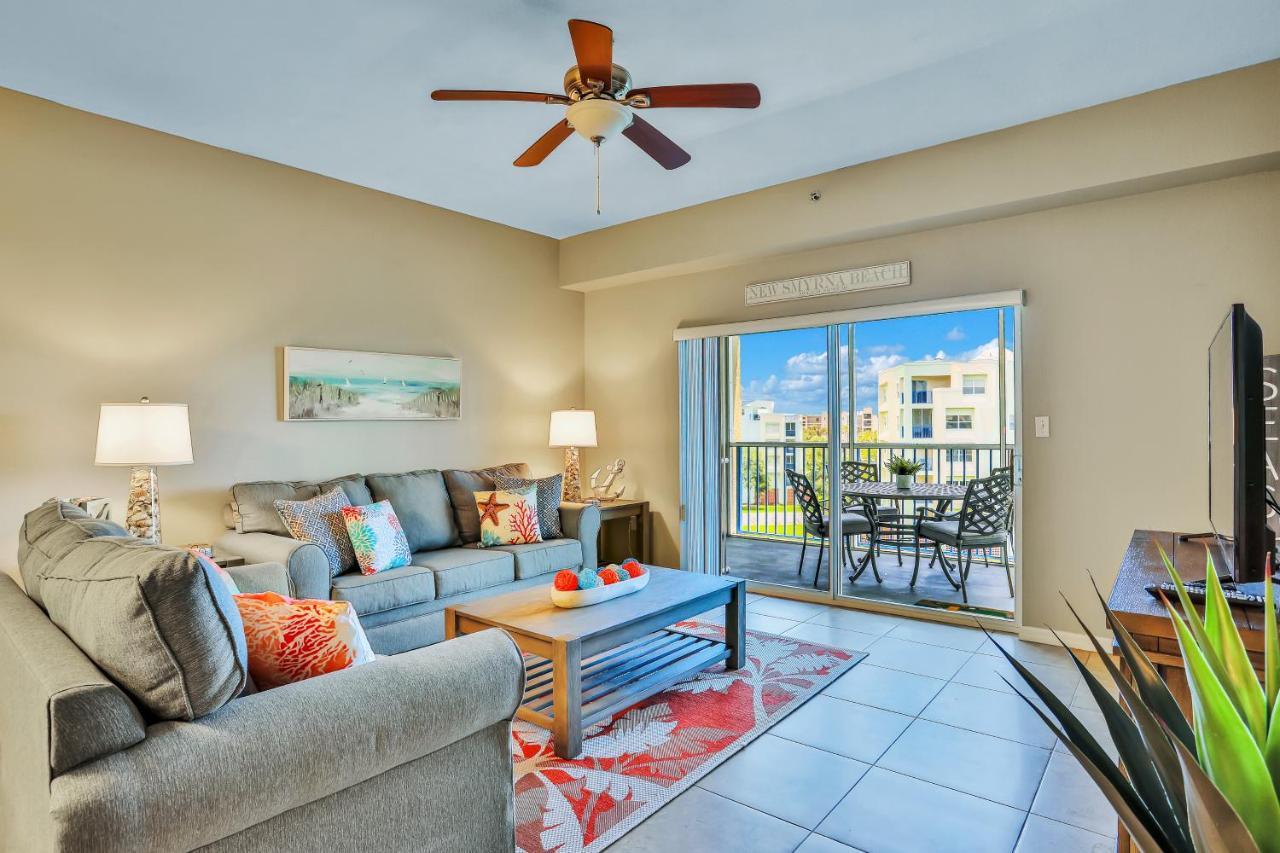 Oceanwalk Condos Bethune Beach Екстериор снимка