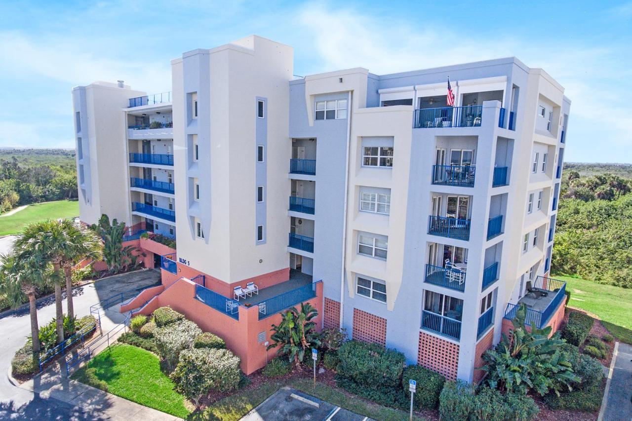 Oceanwalk Condos Bethune Beach Екстериор снимка