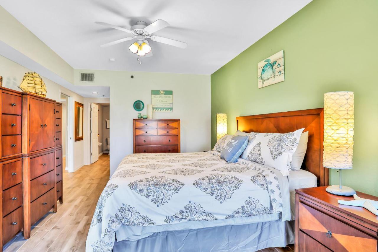 Oceanwalk Condos Bethune Beach Екстериор снимка