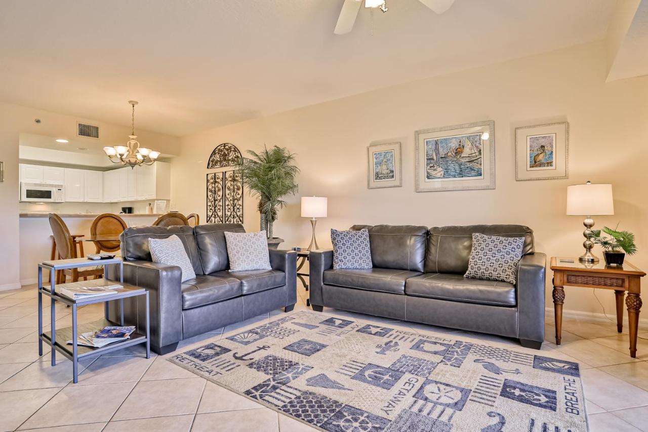Oceanwalk Condos Bethune Beach Екстериор снимка